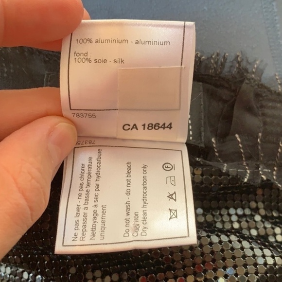 Circa Chanel 2008 Runway Sequin Black Silk top Sz 38 - Picture 6 of 13